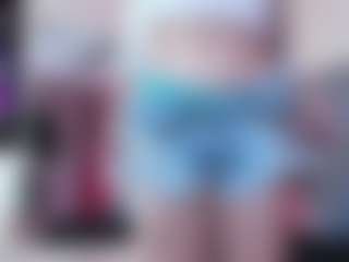 charlott-day's Live Sex Cam Show