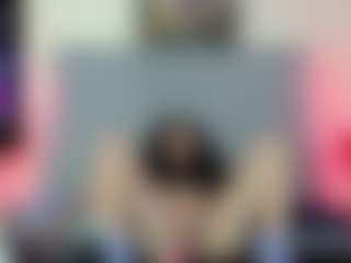charlott-day's Live Sex Cam Show