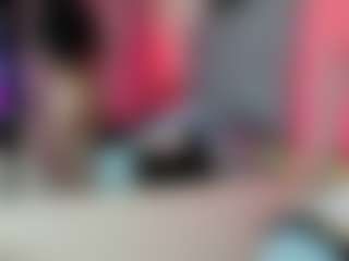 charlott-day's Live Sex Cam Show