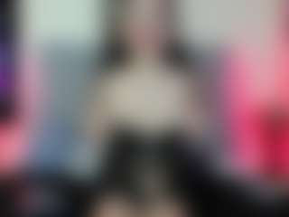 charlott-day's Live Sex Cam Show