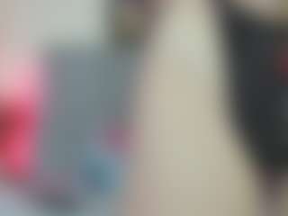 Live cam show with charlott-day - Mature on intimatelivegirls.com