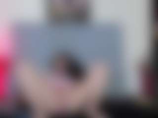 charlott-day's Live Sex Cam Show