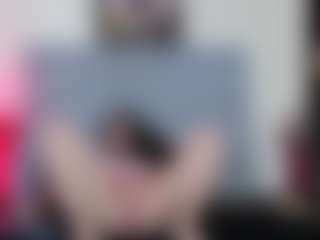 charlott-day's Live Sex Cam Show