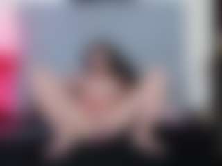charlott-day's Live Sex Cam Show