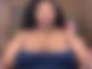 Chocolatebunnyxx69 MILF webcam performer live streaming