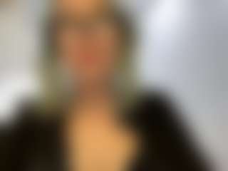 Live cam show with DevoraKolwyck - Smoking on Cam Slut