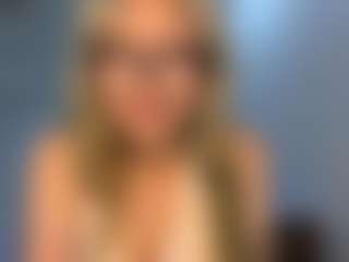 DevoraKolwyck's Live Sex Cam Show