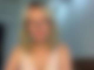 Live cam show with DevoraKolwyck - Dildo Or Vibrator Granny on liverealitysex.com