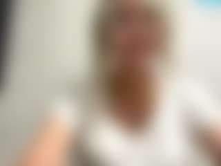 Live cam show with DevoraKolwyck - Granny Blonde Hair on Milfs Live