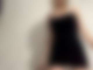 Live cam show with DevoraKolwyck - Granny on pussylord.com