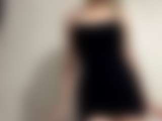 Live cam show with DevoraKolwyck - Blue Eyes on parknlotfishbdy
