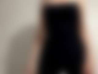 Live cam show with DevoraKolwyck - Average on milfzrlive.com