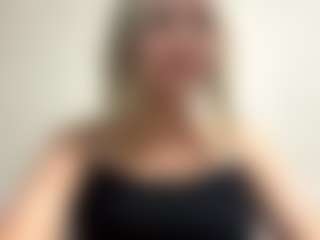 Live cam show with DevoraKolwyck - Blonde Hair on Cam Slut
