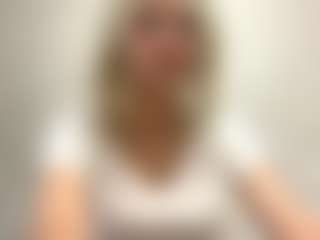Live cam show with DevoraKolwyck - Granny on Fling VIP Chat