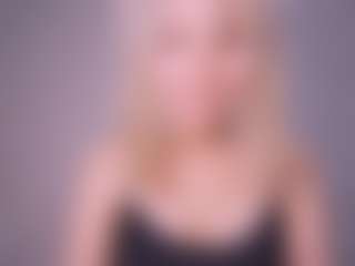 DevoraKolwyck's Live Sex Cam Show