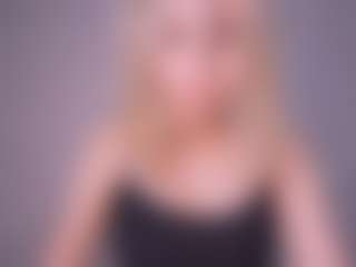 Live cam show with DevoraKolwyck - Blonde Hair on Camsoda