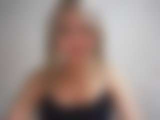 Live cam show with DevoraKolwyck - Blonde Hair College on Camsoda