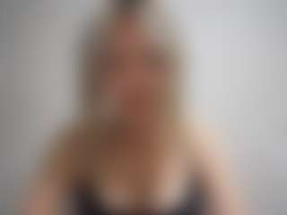 DevoraKolwyck's Live Sex Cam Show