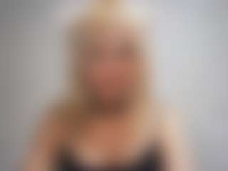 Live cam show with DevoraKolwyck - College on https://playwithruby.com