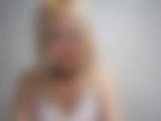 Live cam show with DevoraKolwyck - Dildo Or Vibrator Granny on CSO-WL