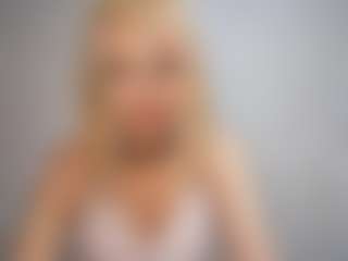DevoraKolwyck's Live Sex Cam Show