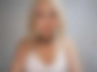 Live cam show with DevoraKolwyck - Granny Lovense on CamwithHer
