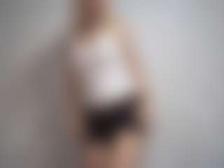 Live cam show with DevoraKolwyck - Asian Granny on Camiplay Live