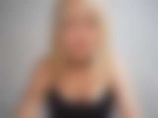 Live cam show with DevoraKolwyck - Dildo Or Vibrator Granny on Camiplay Live
