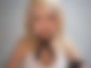 Live cam show with DevoraKolwyck - Blonde Hair on Camsoda