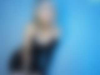 Live cam show with DevoraKolwyck - Spy Granny on Porn Luv