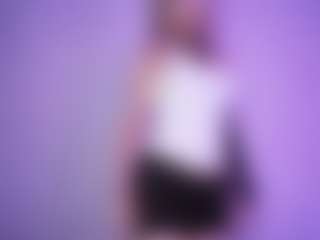 Live cam show with DevoraKolwyck - Bedroom on liverealitysex.com