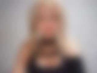 Live cam show with DevoraKolwyck - Average on madthumbs
