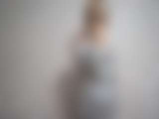 Live cam show with DevoraKolwyck - Fingers on Mixed Magazine Live
