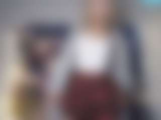 Live cam show with DevoraKolwyck - Skinny on CamwithHer