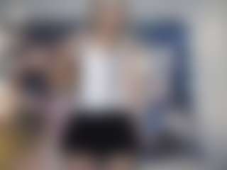 Live cam show with DevoraKolwyck - Dildo Or Vibrator Granny on CamClone