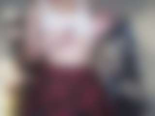 Live cam show with DevoraKolwyck - Striptease Granny on madthumbs