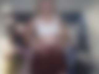 Live cam show with DevoraKolwyck - Granny on Dolls Live