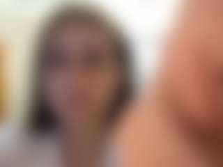 Live cam show with EvelinComtois - New Petite on liverealitysex.com