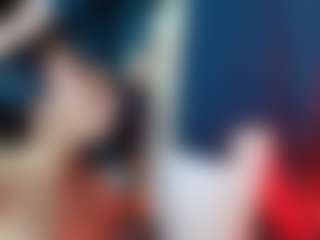 Live cam show with LiaMarek - Tease on StripNow