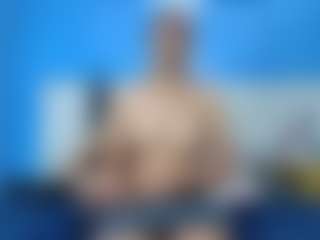 Live cam show with LiaMarek - Tease on Camsoda