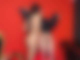 Live cam show with LiaMarek - Cum On Pussy on Camsoda
