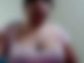 Live cam show with LUNAXS - Brown Hair Petite on https://playwithruby.com