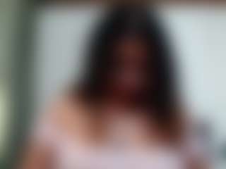 Live cam show with LUNAXS - Public Curvy on StripNow