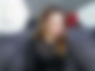 Live cam show with MiyaLinn - Bedroom Brown Hair on xfollow cams