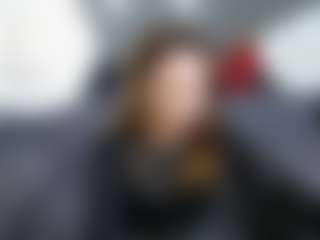 Live cam show with MiyaLinn - Bedroom on Instabang