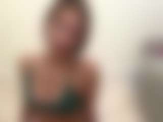 Live cam show with NatalyaKerl - Bedroom Curvy on xxxlivecams.org
