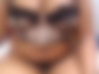 queenzhara's Live Sex Cam Show