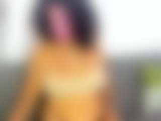 MonicaSaenz's Live Sex Cam Show