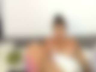 Live cam show with MonicaSaenz - Wet on EXY