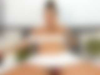 MonicaSaenz's Live Sex Cam Show